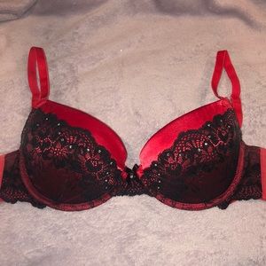 Red and black lace push up bra